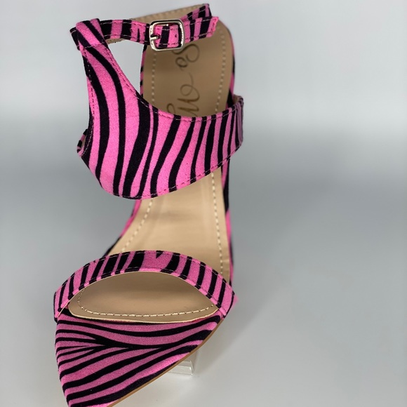 🦋🦋KLOE!🦋🦋 - Picture 2 of 4